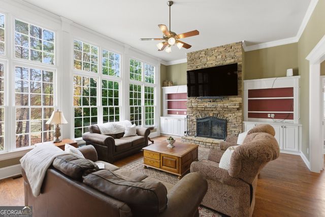 1354 Bridge Mill Avenue, Canton, GA 30114