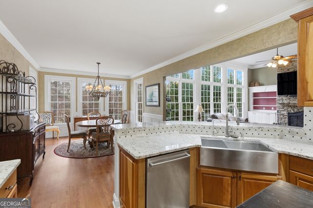 1354 Bridge Mill Avenue, Canton, GA 30114