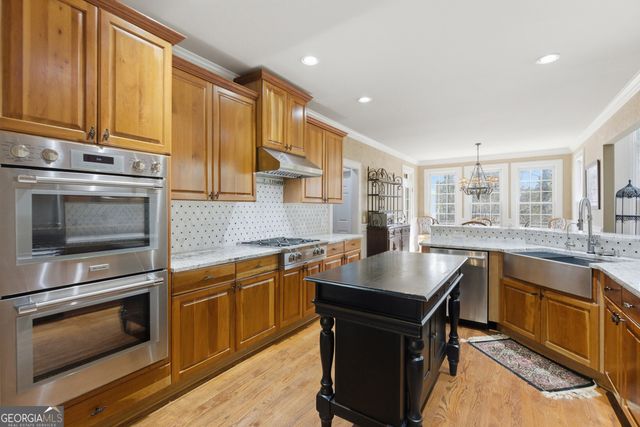 1354 Bridge Mill Avenue, Canton, GA 30114