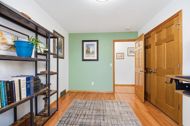 N9555 CHADBURY LANE, Appleton, WI 54915