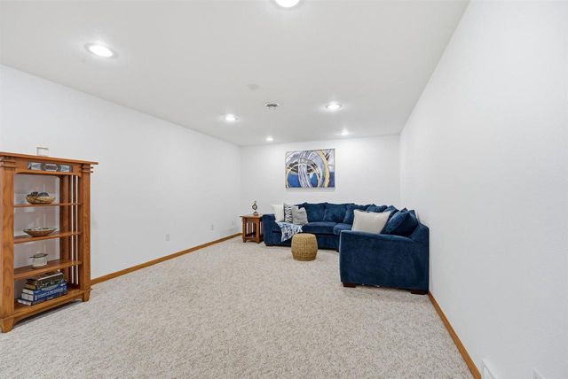 N9555 CHADBURY LANE, Appleton, WI 54915