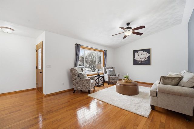 N9555 CHADBURY LANE, Appleton, WI 54915