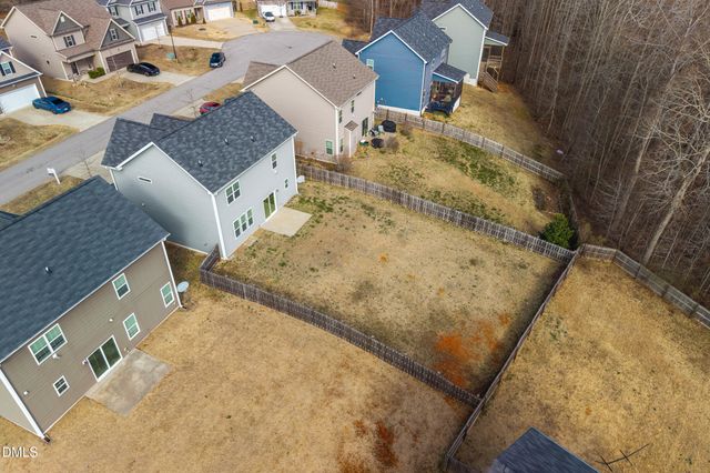 305 E Webber Lane, Clayton, NC 27527