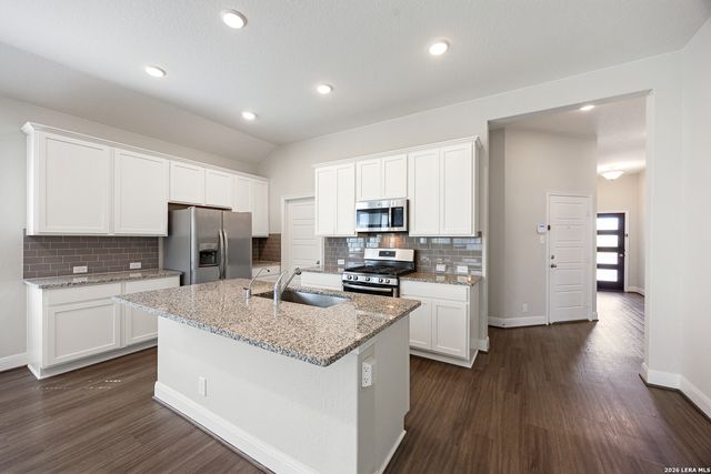 5935 Akin Run, San Antonio, TX 78261
