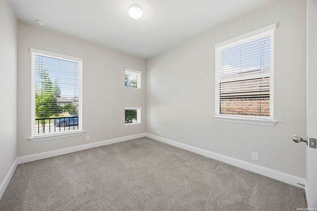 5935 Akin Run, San Antonio, TX 78261