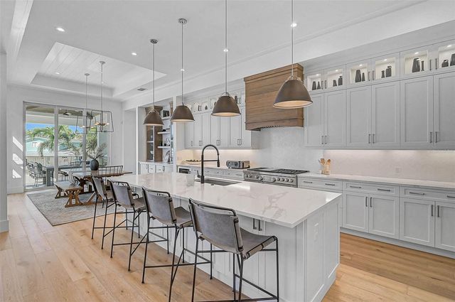 5058 WINDWARD AVENUE, Sarasota, FL 34242