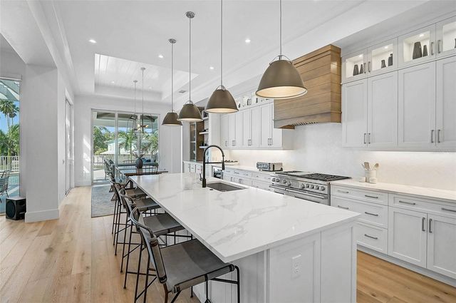 5058 WINDWARD AVENUE, Sarasota, FL 34242