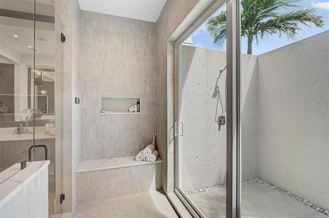 5058 WINDWARD AVENUE, Sarasota, FL 34242