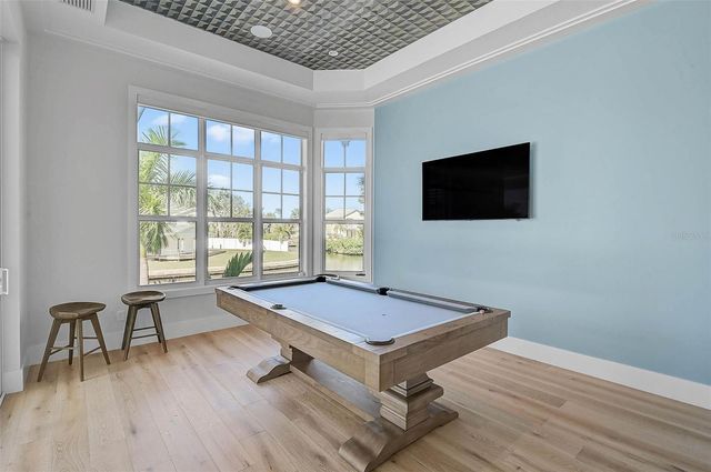 5058 WINDWARD AVENUE, Sarasota, FL 34242