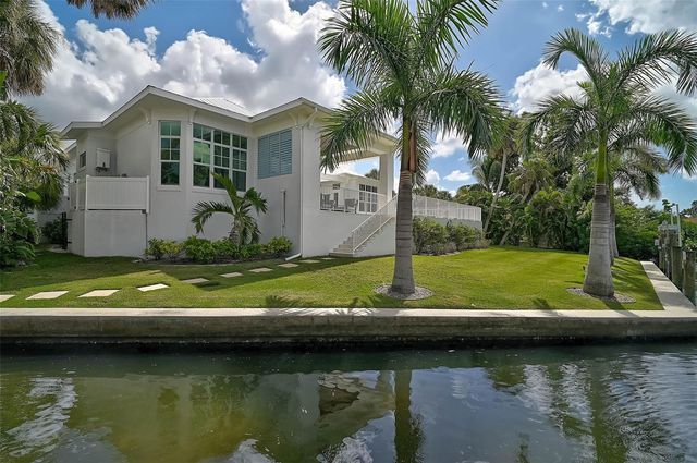 5058 WINDWARD AVENUE, Sarasota, FL 34242