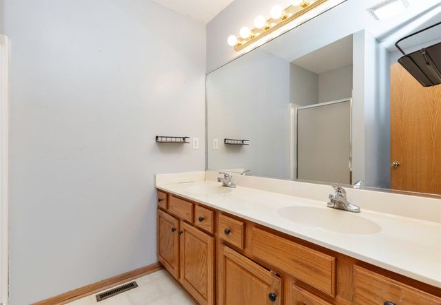 313 NE 17th Street, Ankeny, IA 50021
