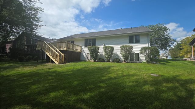 313 NE 17th Street, Ankeny, IA 50021
