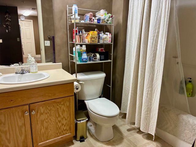 12 Vista Ridge Dr Unit 34, Londonderry, NH 03053