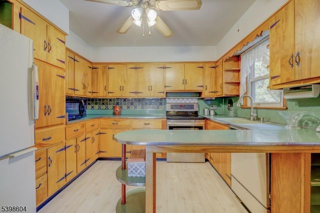 1621 Terrill Rd, Scotch Plains Twp., NJ 07076