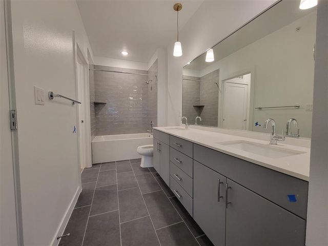4801 Springdale RD 2211, Austin, TX 78723