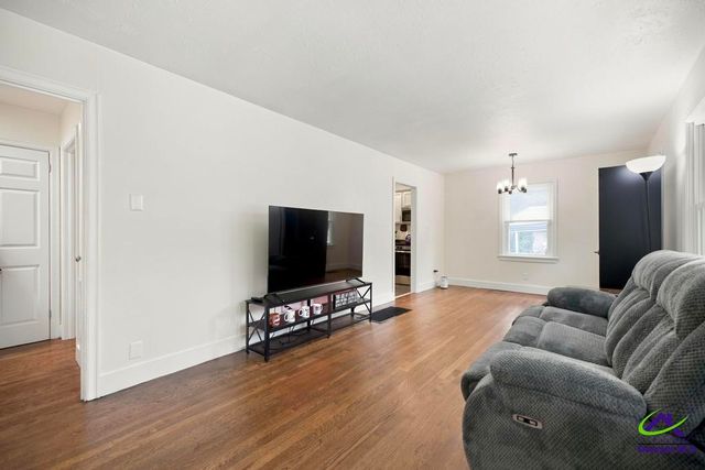 111 Benton, Warner Robins, GA 31088