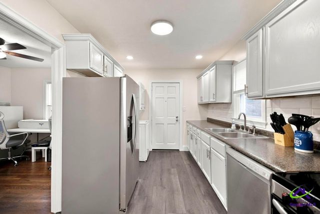 111 Benton, Warner Robins, GA 31088
