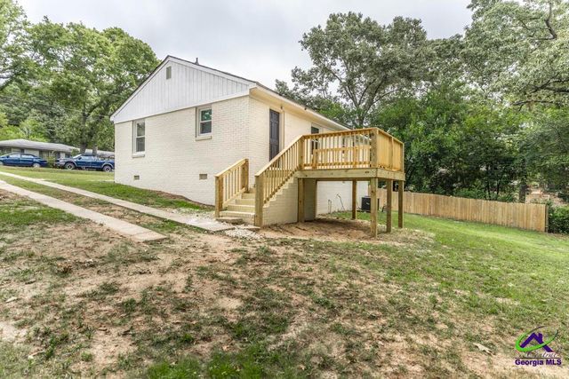 111 Benton, Warner Robins, GA 31088