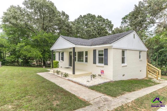111 Benton, Warner Robins, GA 31088
