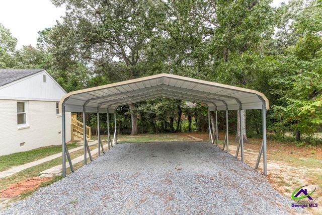 111 Benton, Warner Robins, GA 31088