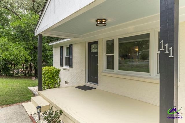 111 Benton, Warner Robins, GA 31088