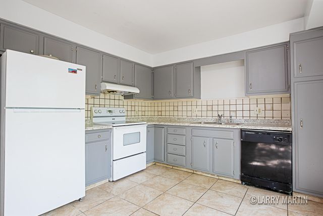 944 Lancashire Court Se 946, City Of Grand Rapids, MI 49508