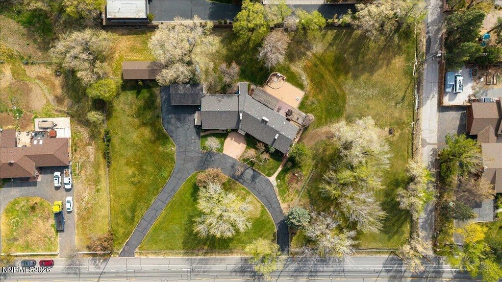 Image 3 of property listing at 3850 Plumas Street, Reno, NV 89509
