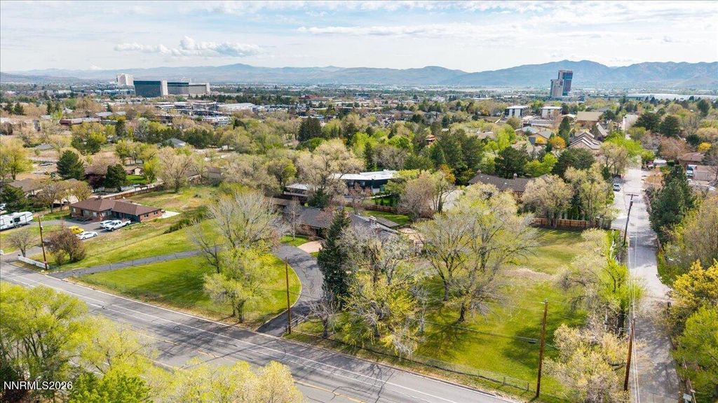 Image 75 of property listing at 3850 Plumas Street, Reno, NV 89509