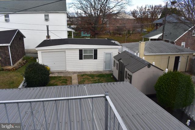 409 WALNUT ST, West Reading, PA 19611