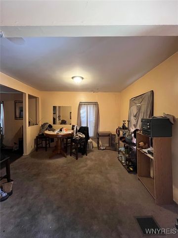 64 Roycroft Drive, Rochester, NY 14621