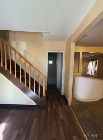 64 Roycroft Drive, Rochester, NY 14621