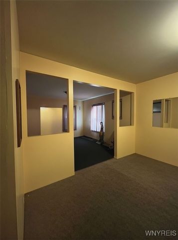 64 Roycroft Drive, Rochester, NY 14621