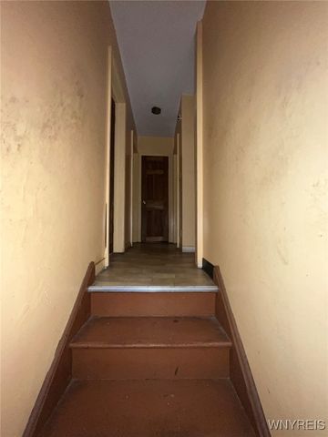 64 Roycroft Drive, Rochester, NY 14621