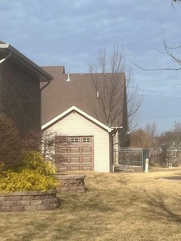 10406 Silver Maple Drive, St. John, IN 46373