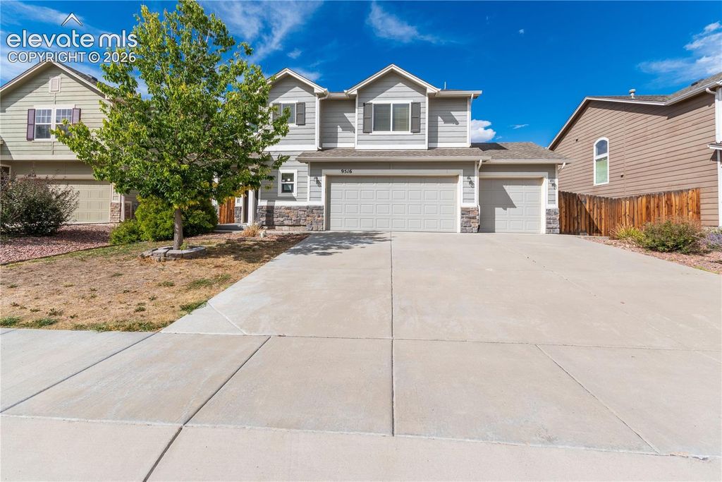 9516 Bryce Canyon Drive, Colorado Springs, CO 80925 — exterior