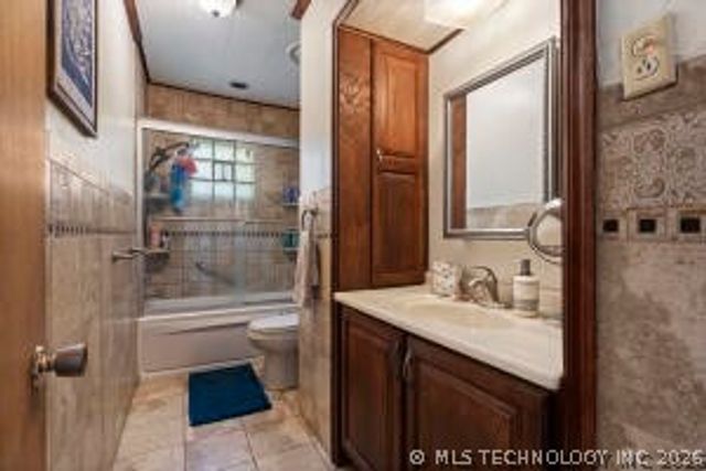 320 W Tahlequah, Vinita, OK 74301