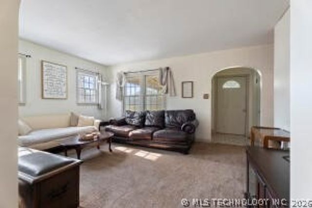 320 W Tahlequah, Vinita, OK 74301