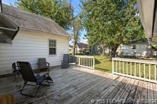 320 W Tahlequah, Vinita, OK 74301