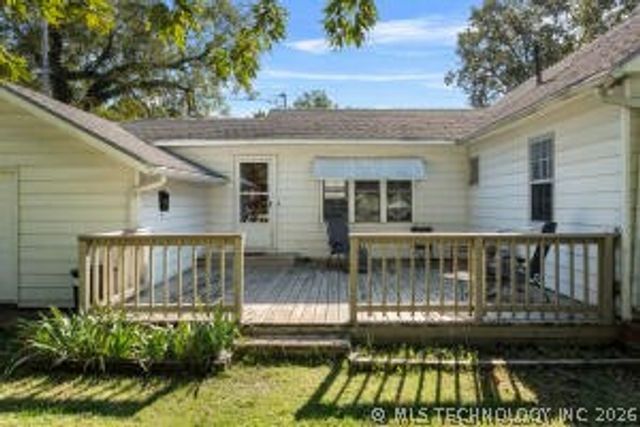 320 W Tahlequah, Vinita, OK 74301