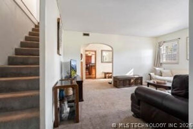 320 W Tahlequah, Vinita, OK 74301