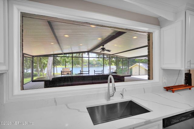 831 ARTHUR MOORE Drive, Green Cove Springs, FL 32043