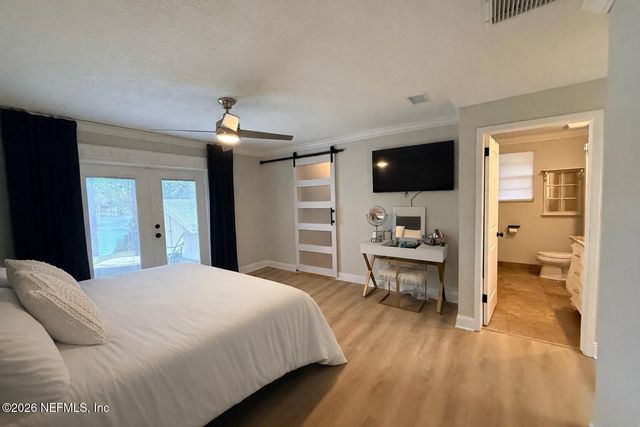 831 ARTHUR MOORE Drive, Green Cove Springs, FL 32043