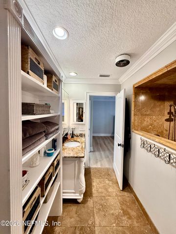 831 ARTHUR MOORE Drive, Green Cove Springs, FL 32043