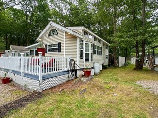 118 Dunns Corner Road, Westerly, RI 02891