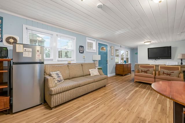 215 N 28th Ave. N, North Myrtle Beach, SC 29582