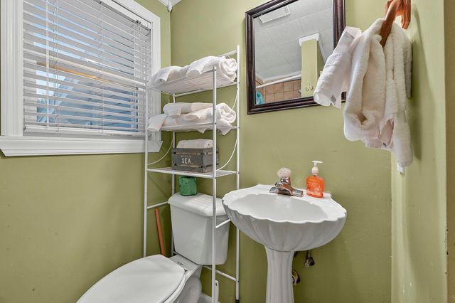 215 N 28th Ave. N, North Myrtle Beach, SC 29582