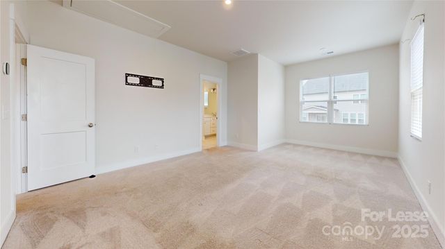 9645 Munsing Drive, Charlotte, NC 28269