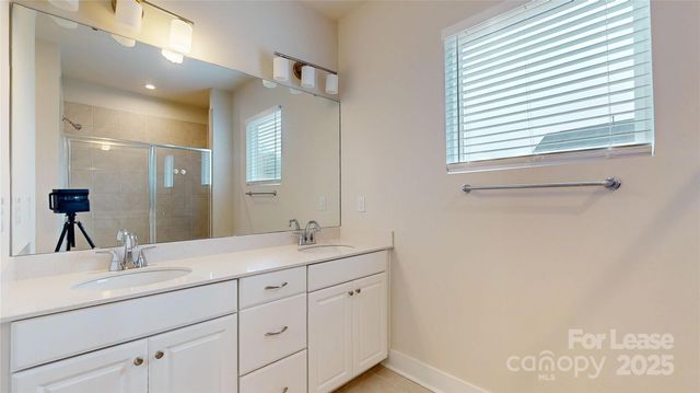 9645 Munsing Drive, Charlotte, NC 28269