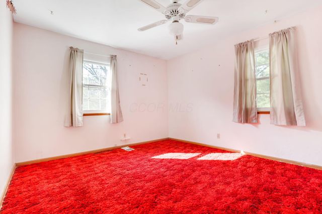 6298 Fallsburg Road NE, Newark, OH 43055