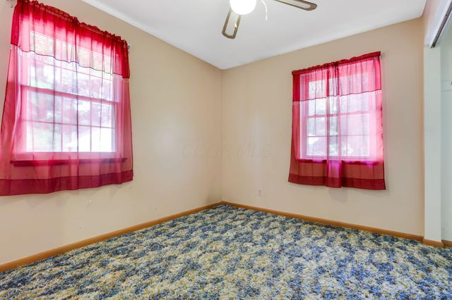 6298 Fallsburg Road NE, Newark, OH 43055